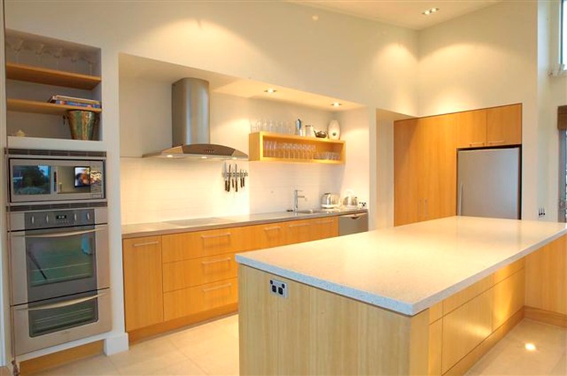 Kitchen Fittings Stevenson & Williams Ltd